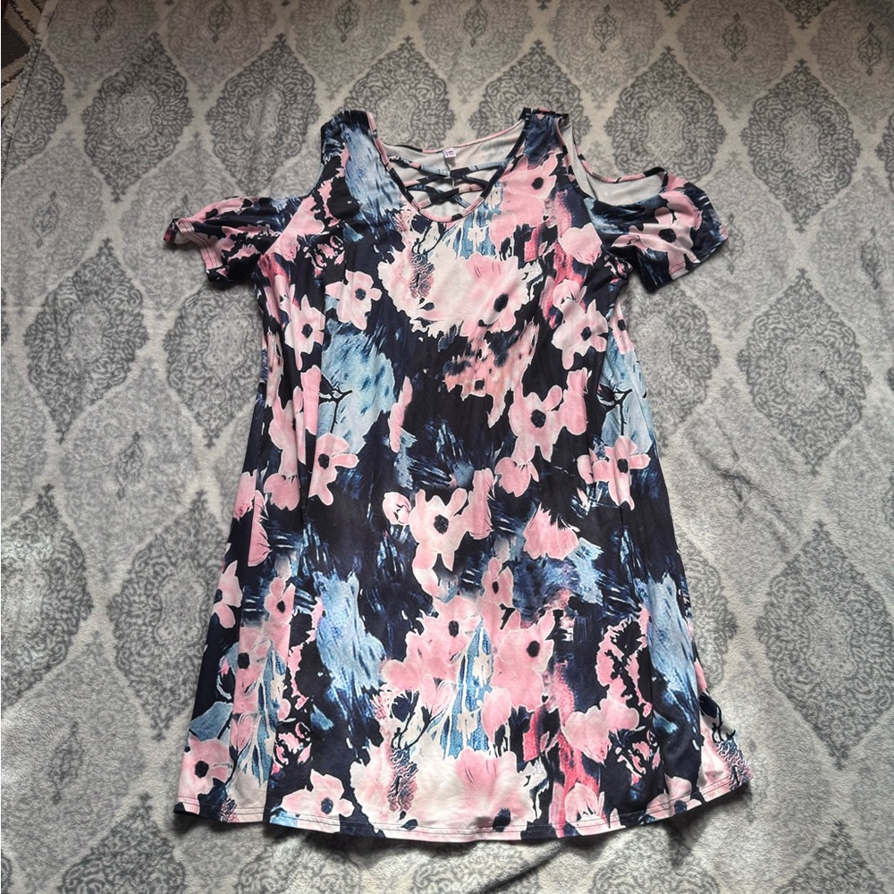 Floral Cold Shoulder Top